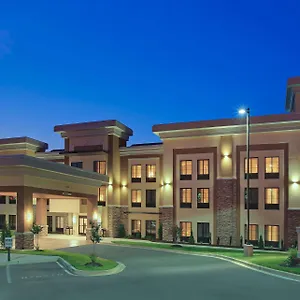 http://la-quinta-inn-suites-memphis-wolfchase.memphishotelsnow.com