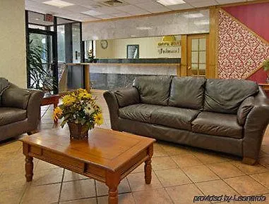 Days Inn By Wyndham Norfolk Military Circle 2*,